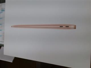 APPLE MACBOOK AIR A2337